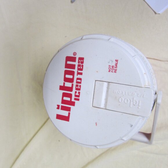 VTG 80'S LIPTON ICED TEA PROMO COOLER JUG 1/2 GAL $EACH - Picture 6 of 14